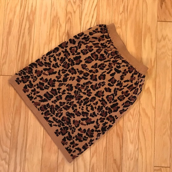 Animal Print Knit Skirt - Picture 2 of 7
